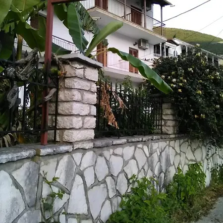 Mario * Vasiliki (Lefkada)